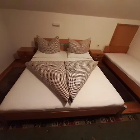 Farm stay Bauernhaus Eder Gerda *